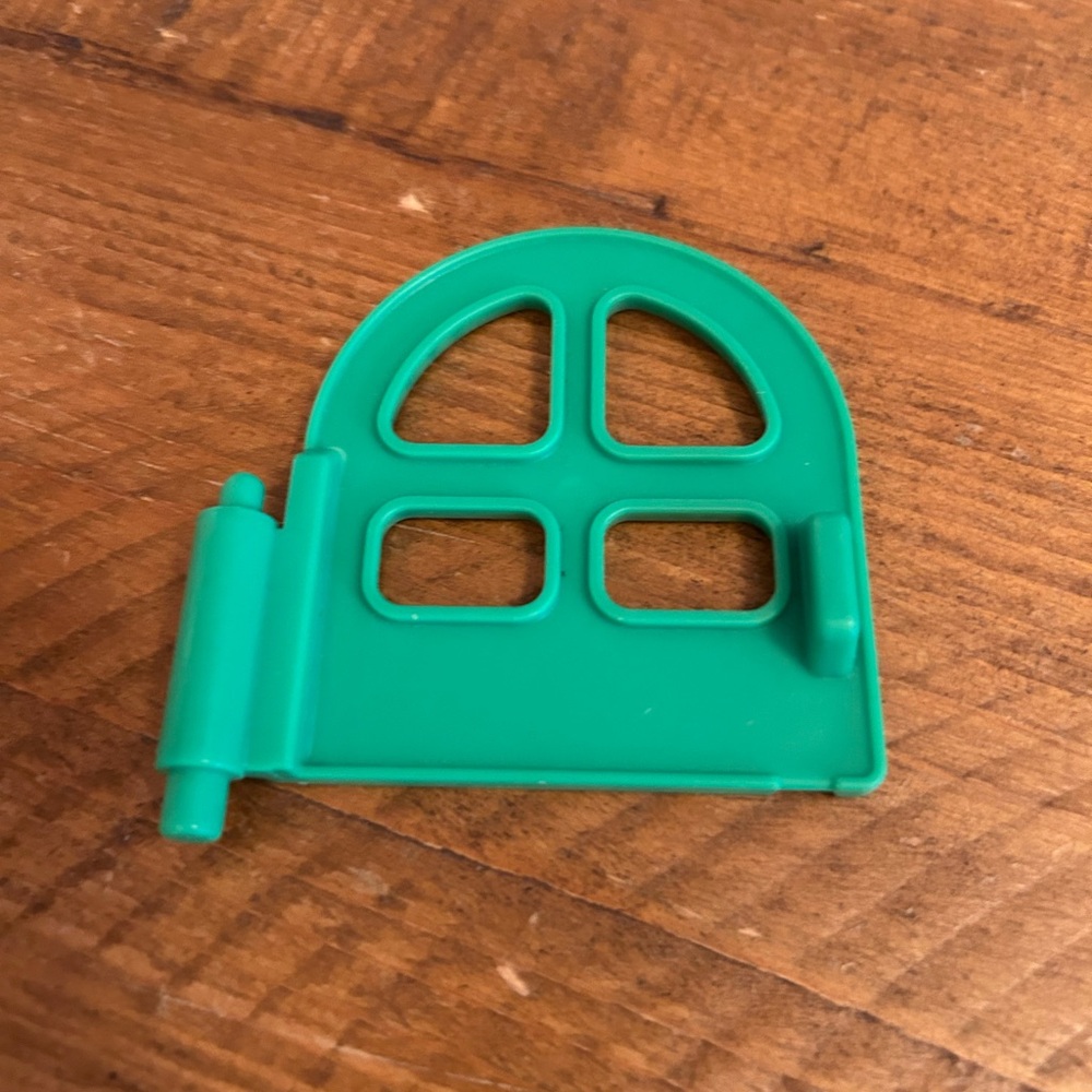 Fisher-Price Little People door replacement for Garage/Car Wash as is